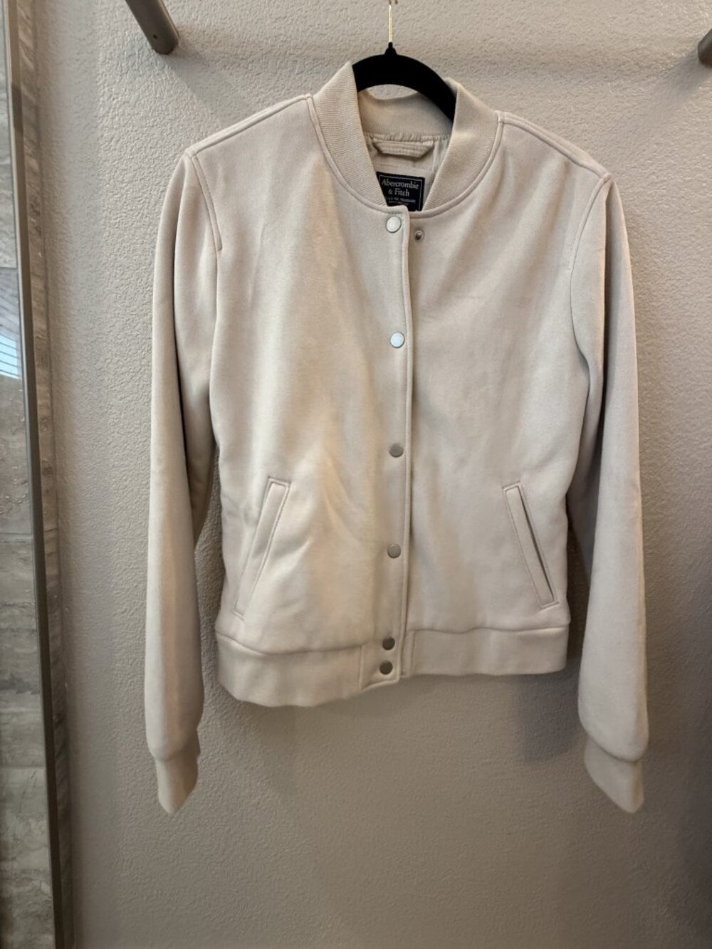 Abercrombie & Fitch Cream Snap Front Bomber Jacket Medium